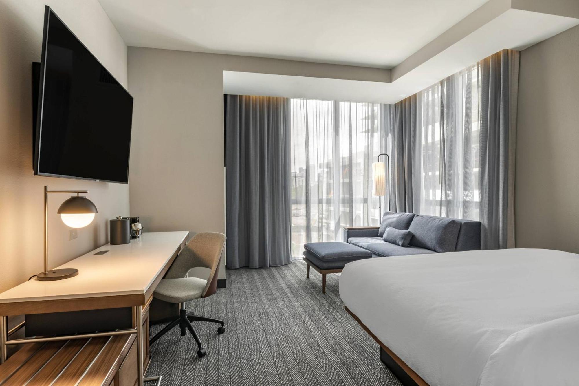 Courtyard By Marriott Fort Lauderdale Downtown Bagian luar foto