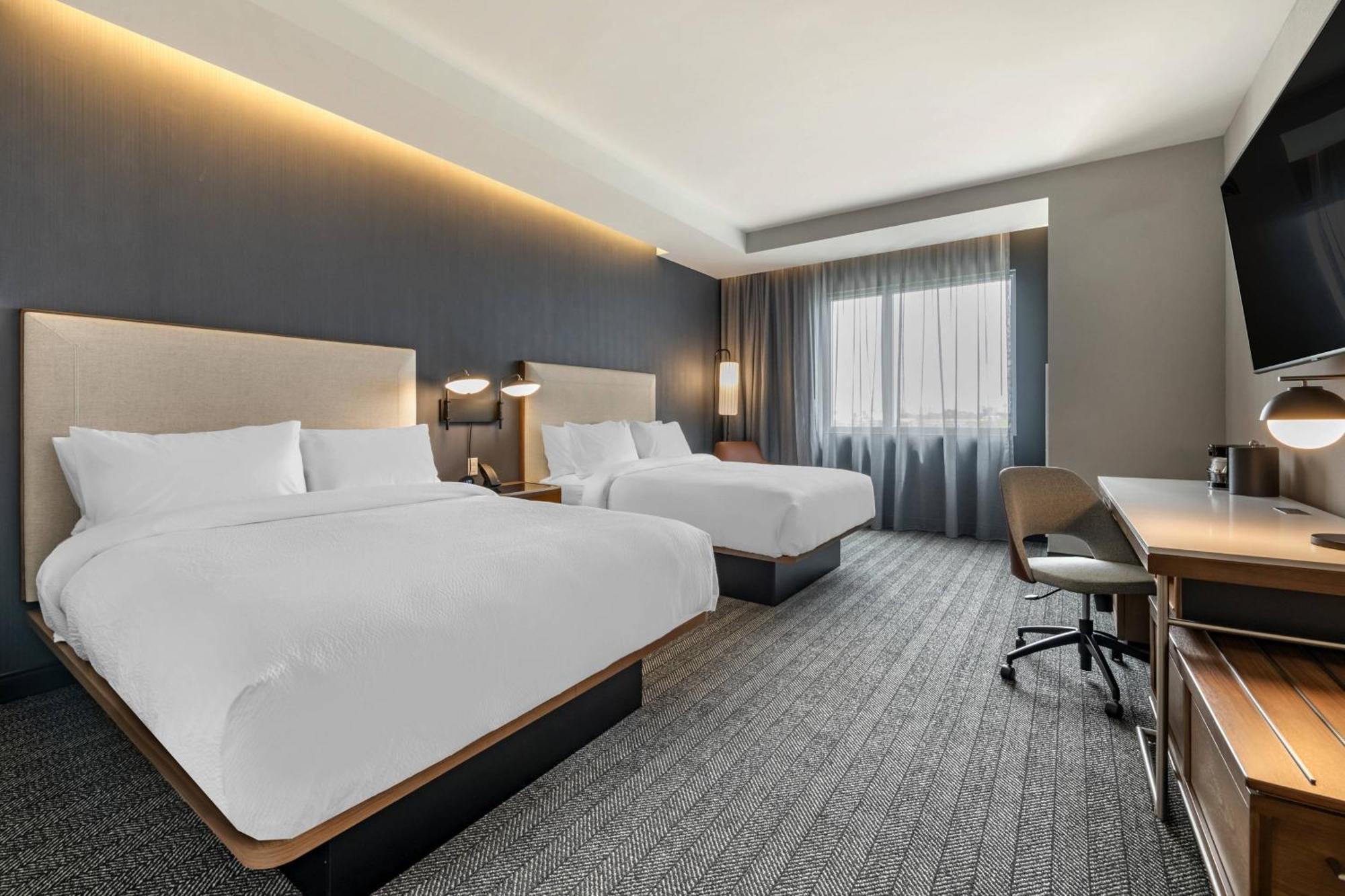 Courtyard By Marriott Fort Lauderdale Downtown Bagian luar foto